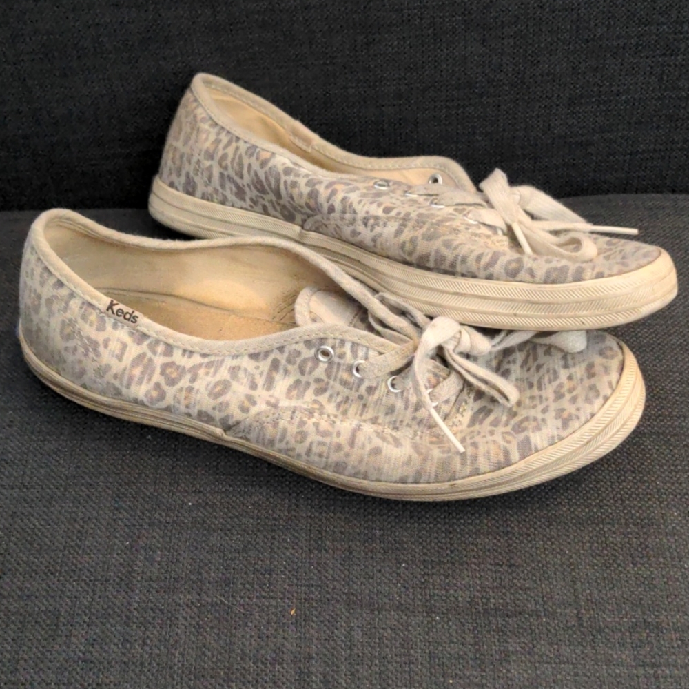 Leopard print keds